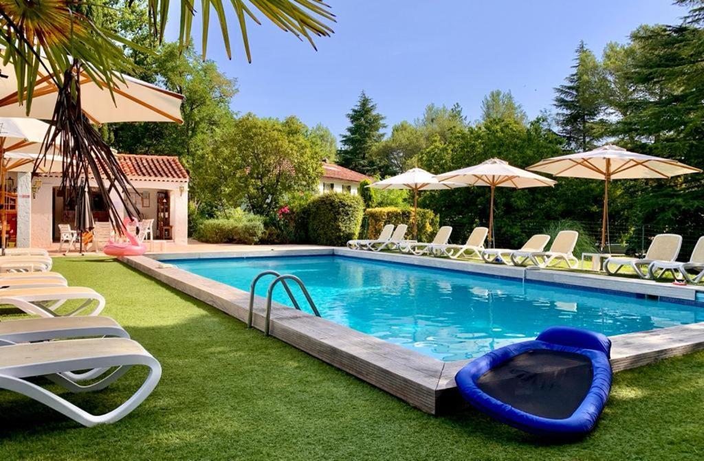 Residence Miro, Gites Avec Piscine Chauffee Et Tennis Les Arcs-sur-Argens Экстерьер фото