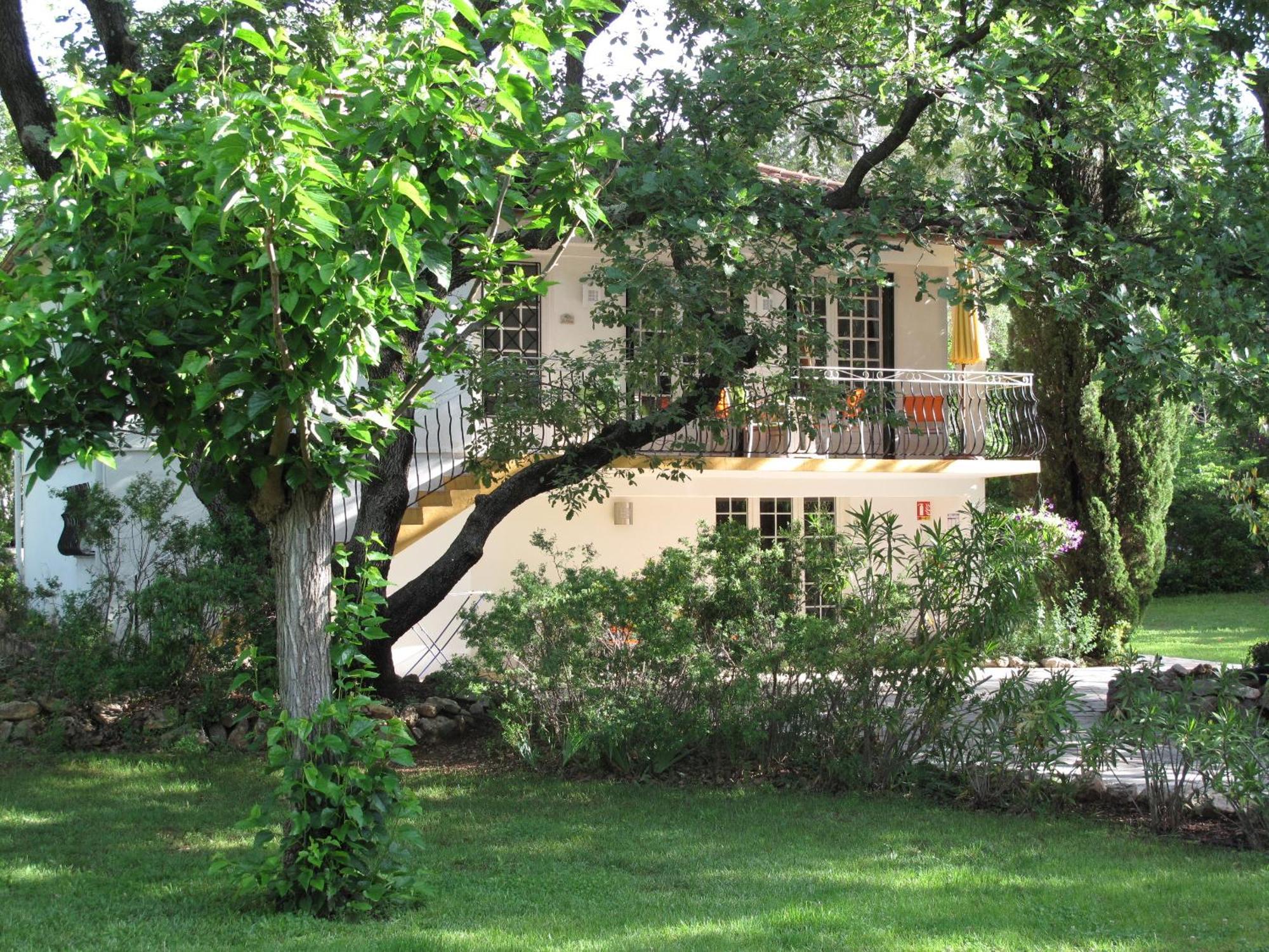 Residence Miro, Gites Avec Piscine Chauffee Et Tennis Les Arcs-sur-Argens Экстерьер фото