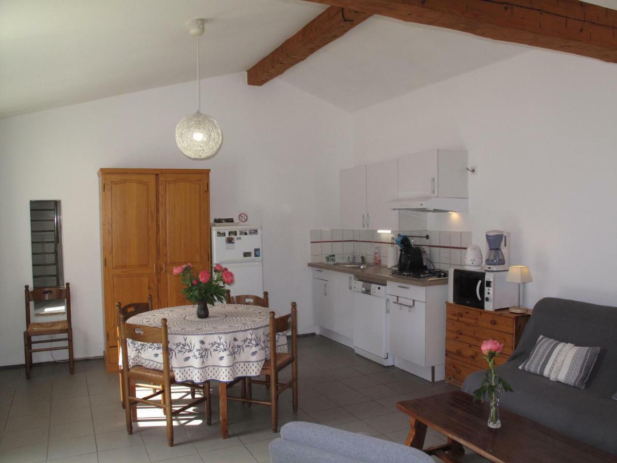 Residence Miro, Gites Avec Piscine Chauffee Et Tennis Les Arcs-sur-Argens Экстерьер фото